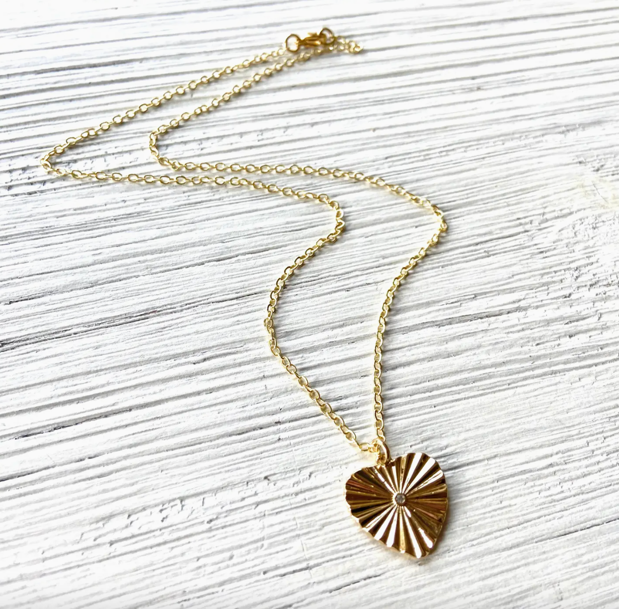 Vintage Fluted Heart Necklace