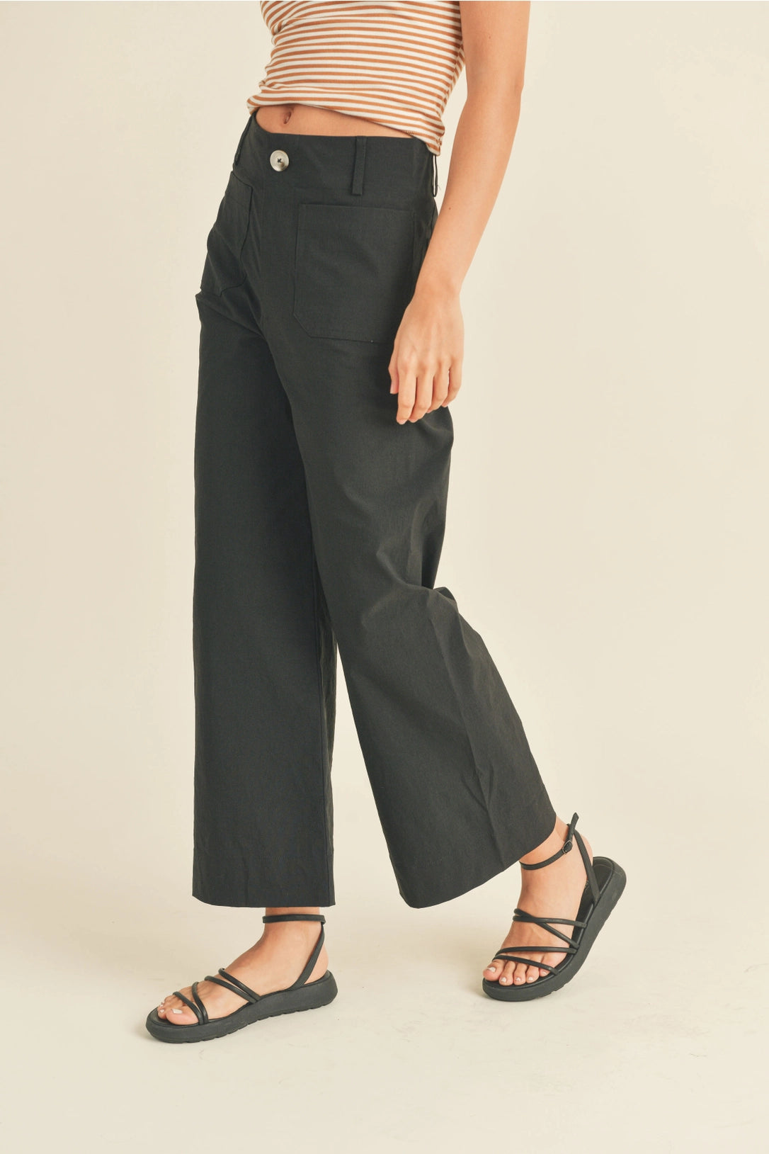 Stretched Fabric Front Pocket Pants